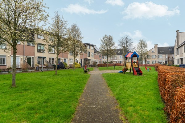 Medium property photo - Heerenbeekplantsoen 11, 1333 XE Almere